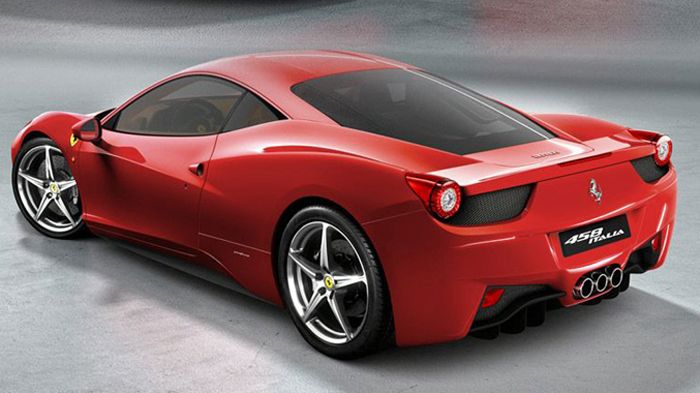 Η Ferrari 458 Scuderia θα διαθέτει τον 4,5 λτ. V8 κινητήρα, με βελτιώσεις, ώστε να αποδίδει πάνω από 600 ίππους (30 και πλέον ίππους παραπάνω, σε σχέσ